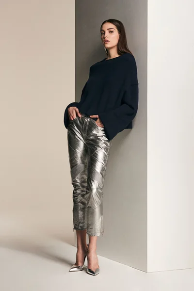 Look 10